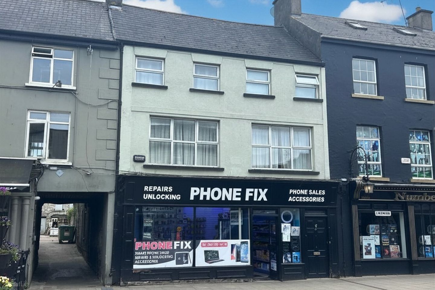8 Main St, Cashel, Co. Tipperary, E25E086