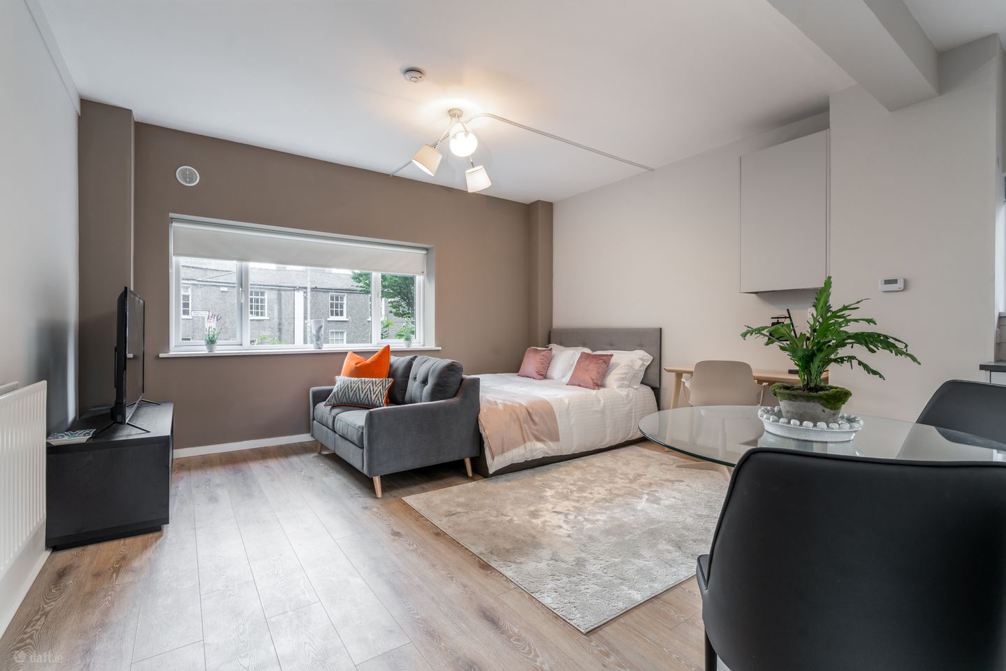 Studio Apartment, Mespil Estate, Sussex Road, Dublin 4