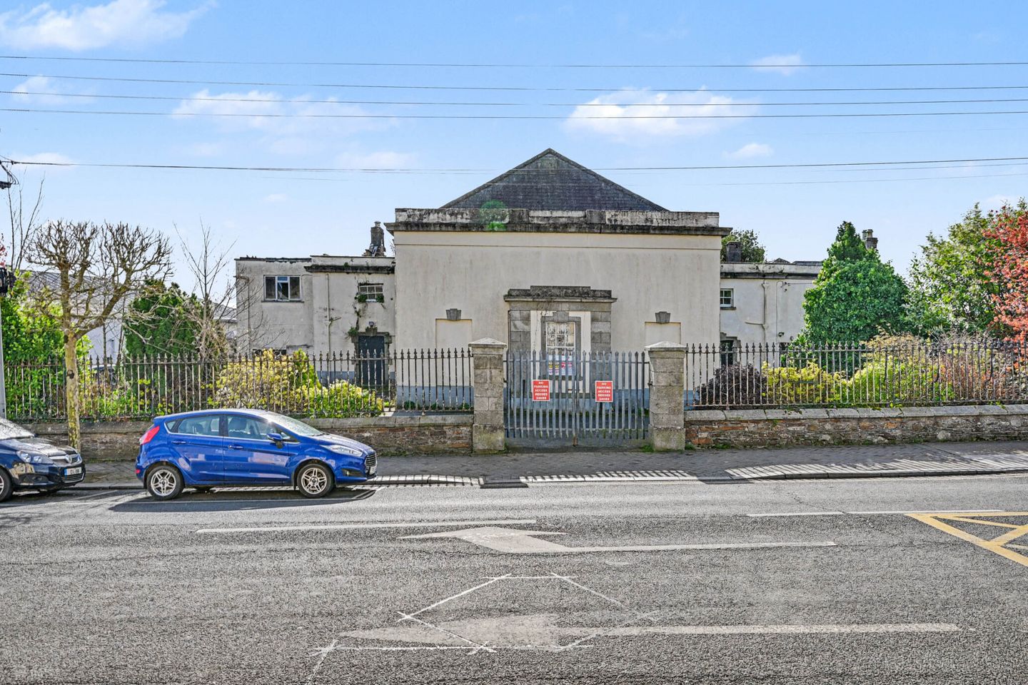 The  Courthouse, Main Street, Gorey, Co. Wexford, Y25F205