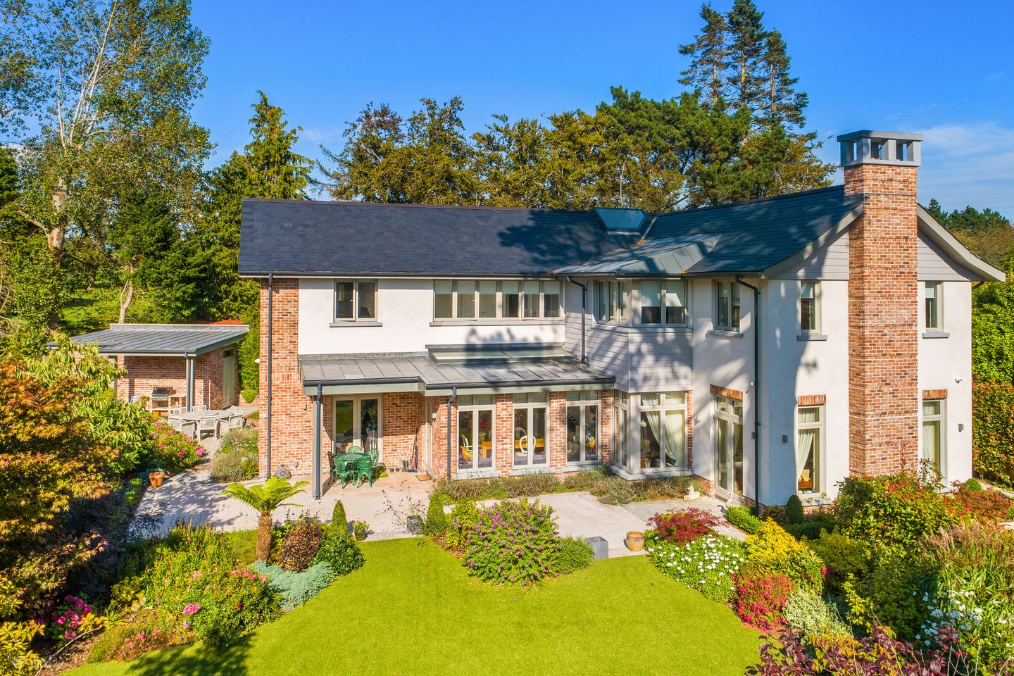 Manderley, Golf Lane, Torquay Road, Foxrock, Dublin 18, D18KV24