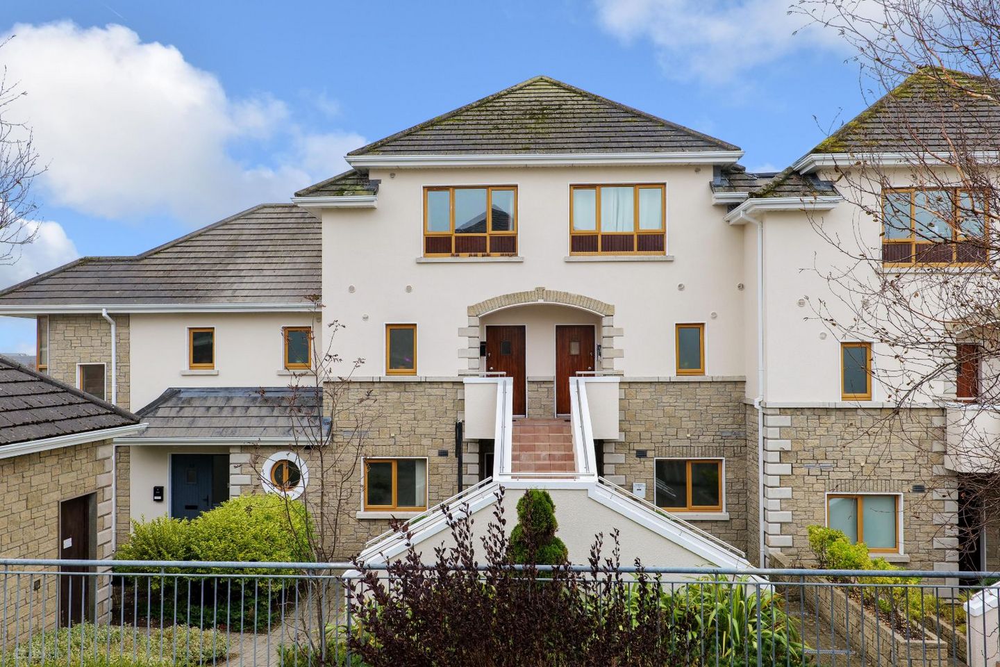 32 Drisín, Ballymoneen Road, Knocknacarra, Co. Galway, H91XNT2