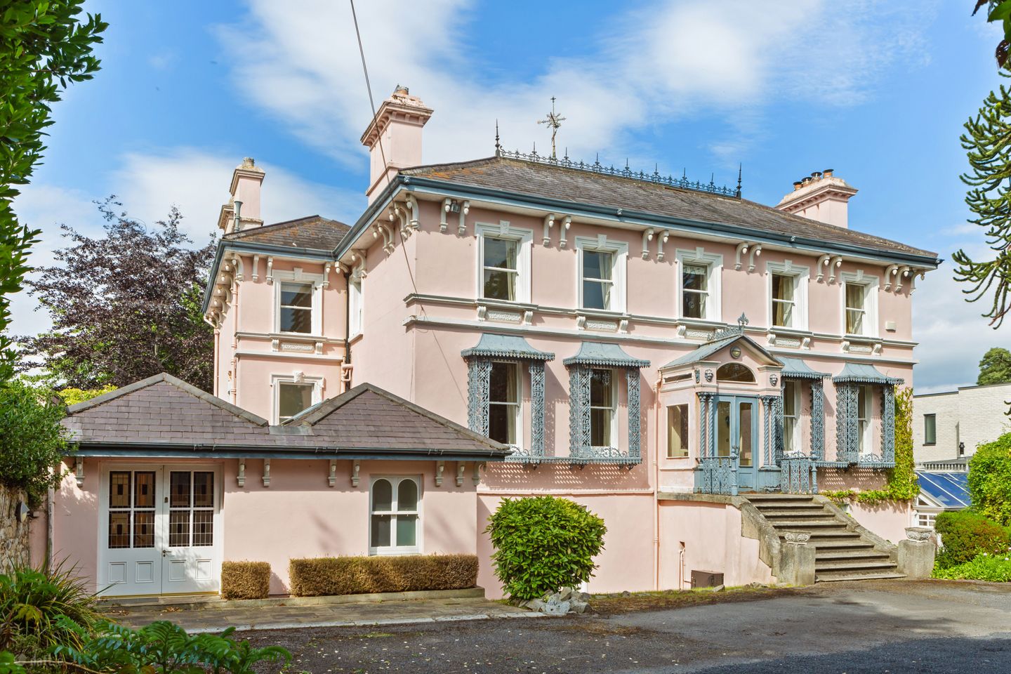 Summerville, 21 Cross Avenue, Blackrock, Co. Dublin, A94K1V0