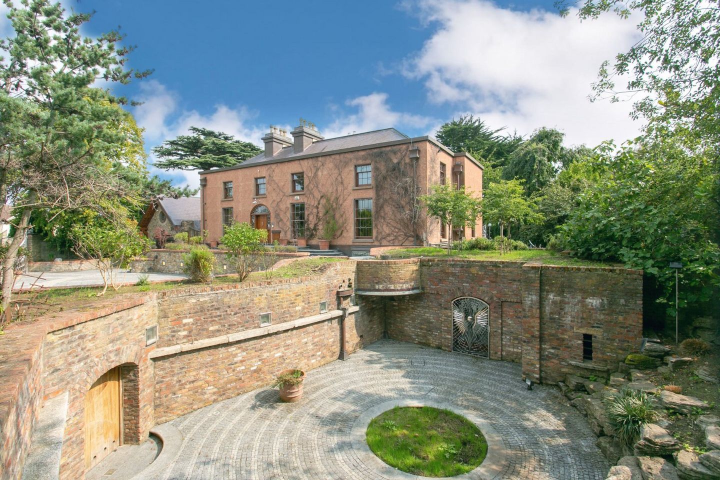 Harlech House, Harlech House, Harlech Downs, Clonskeagh, Dublin 14, D14N2F7