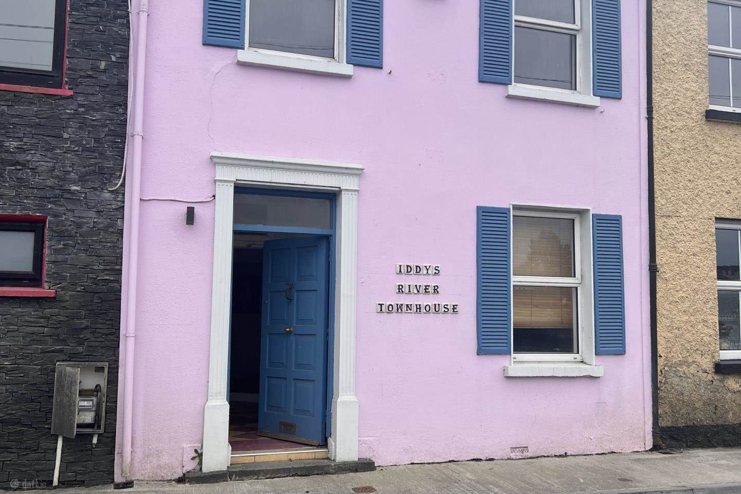 Canal Bank, Killaloe, Co. Clare