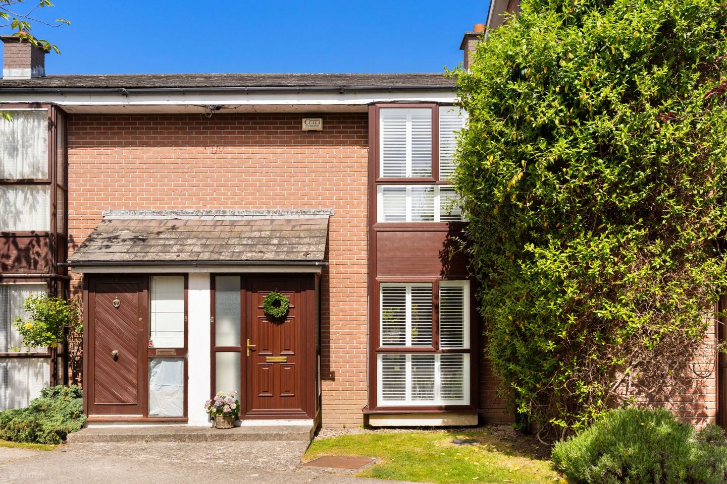 2 Ailesbury Mews, Sandymount, Dublin 4, D04TX30