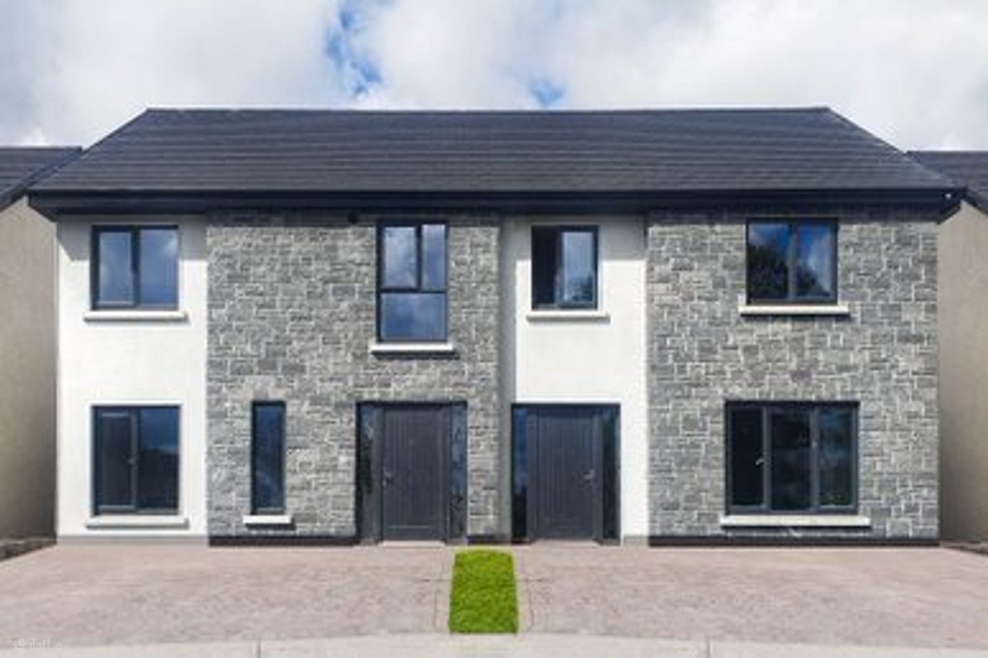 41 Lus Na Greine, Monksland, Athlone, Co. Roscommon