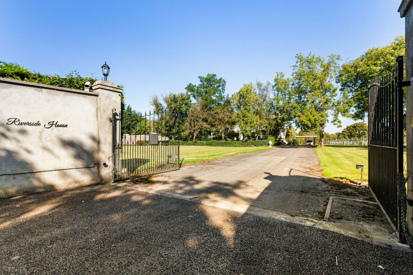 Riverside House, Baldonnell, Co. Dublin