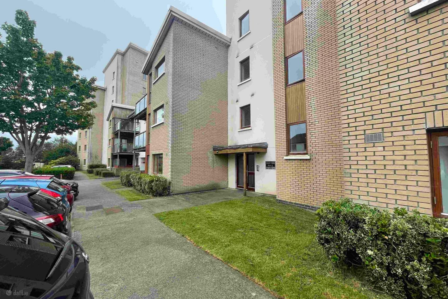 Hunters Hall, Hunters Wood, Ballycullen, Dublin 24