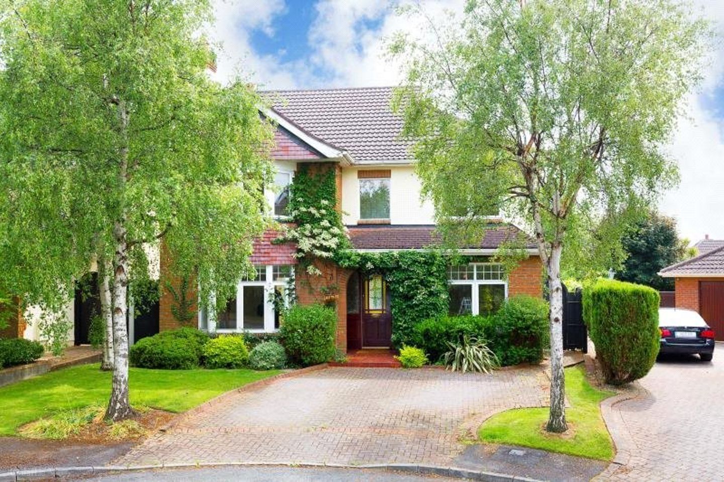24 Brighton Hall, Foxrock, Dublin 18