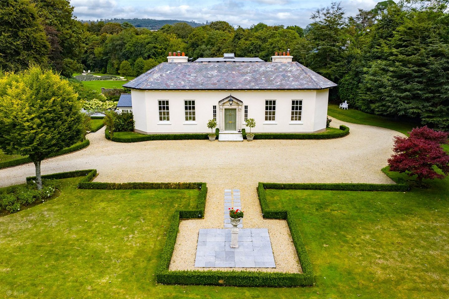 Knockmacool Lodge, Knockmacool, Enniskeane, West Cork, P47P592