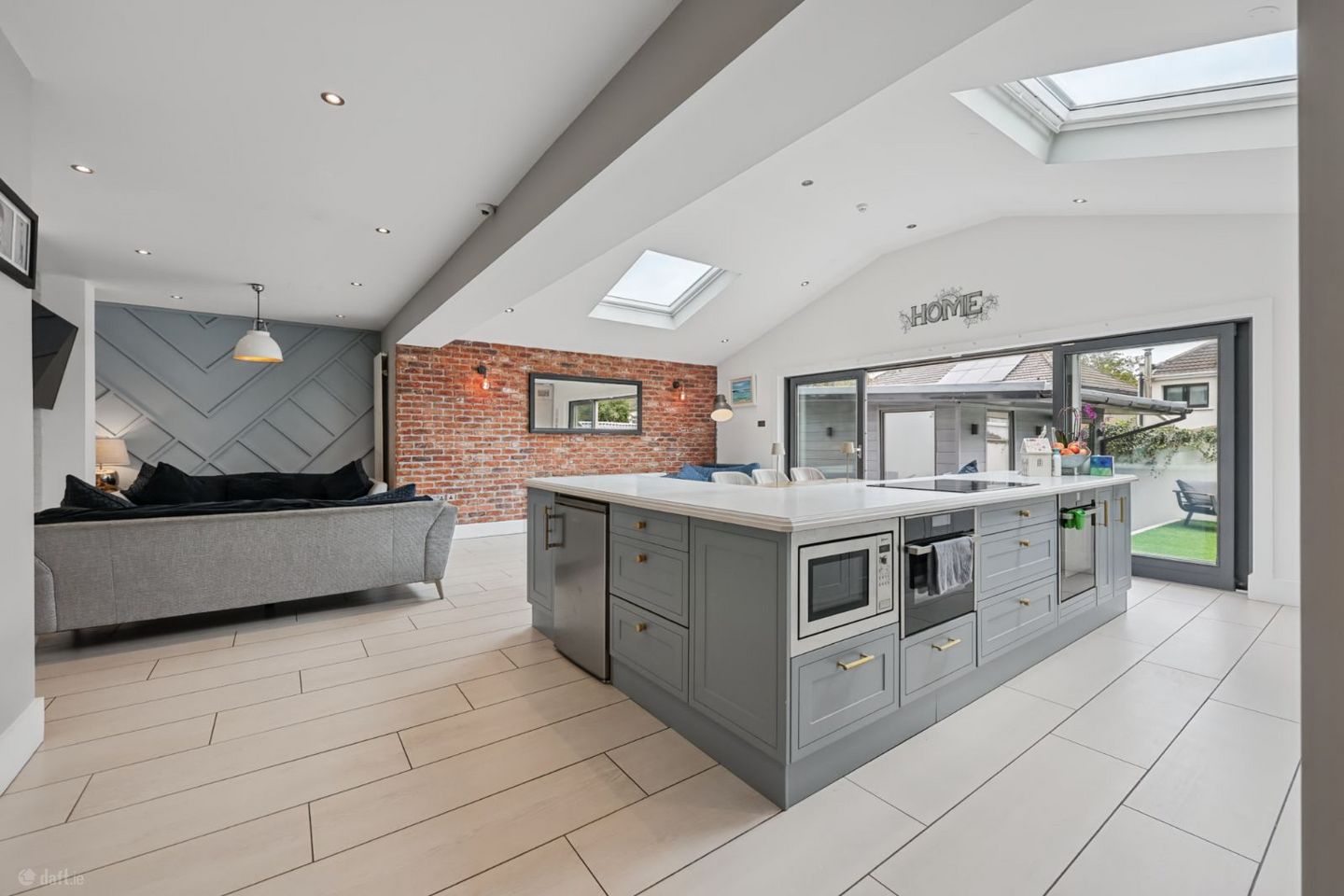 7 Carrickhill Walk, Portmarnock, Dublin 13, D13TW83