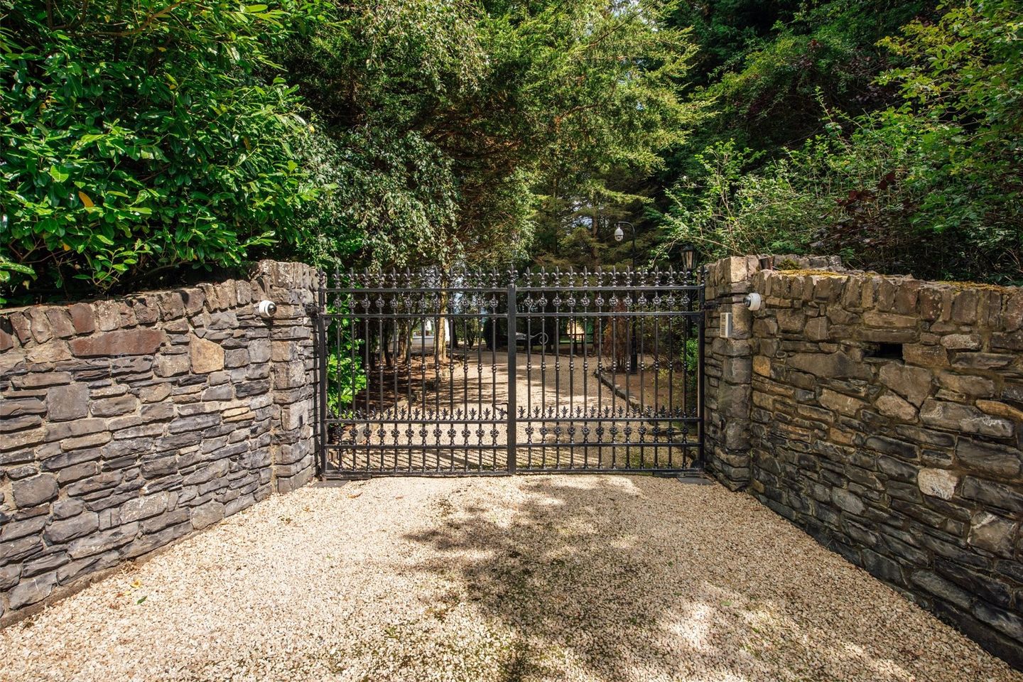 Roslevin, Mullacash, Naas, Co. Kildare, W91NX7H