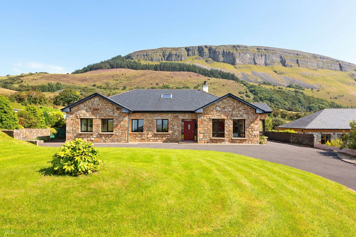 Carnadough, Culleenamore, Strandhill, Co. Sligo, F91H5N4