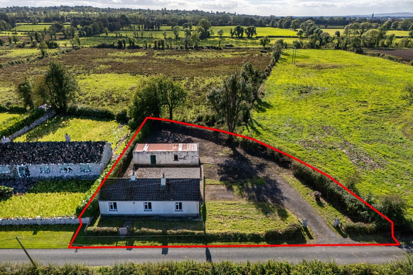 White Rock, Longford Town, Co. Longford., N39H2R1