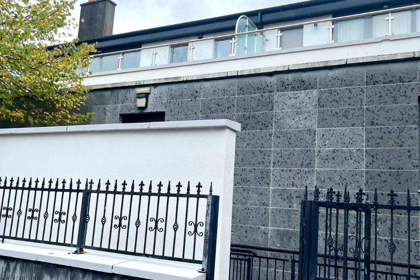 Apartment 2, Gort An Tsamhraidh, Claregalway Shopping Centre, Claregalway, Co. Galway, H91R638