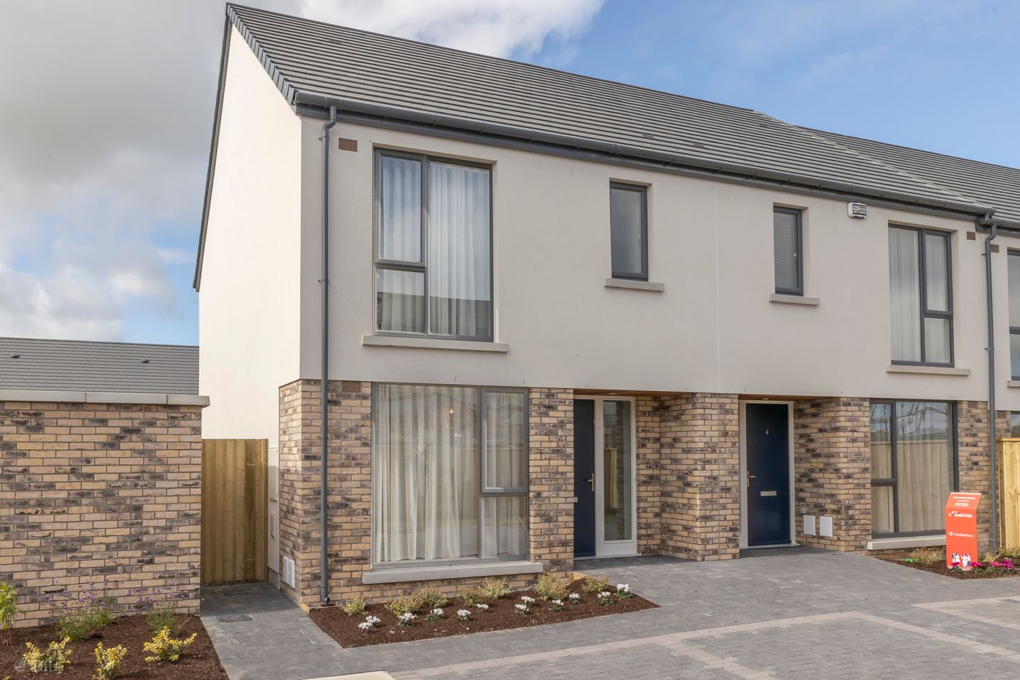 3 Bed Mid & End Terrace Homes, Ballymakenny Park, Drogheda, Co. Louth