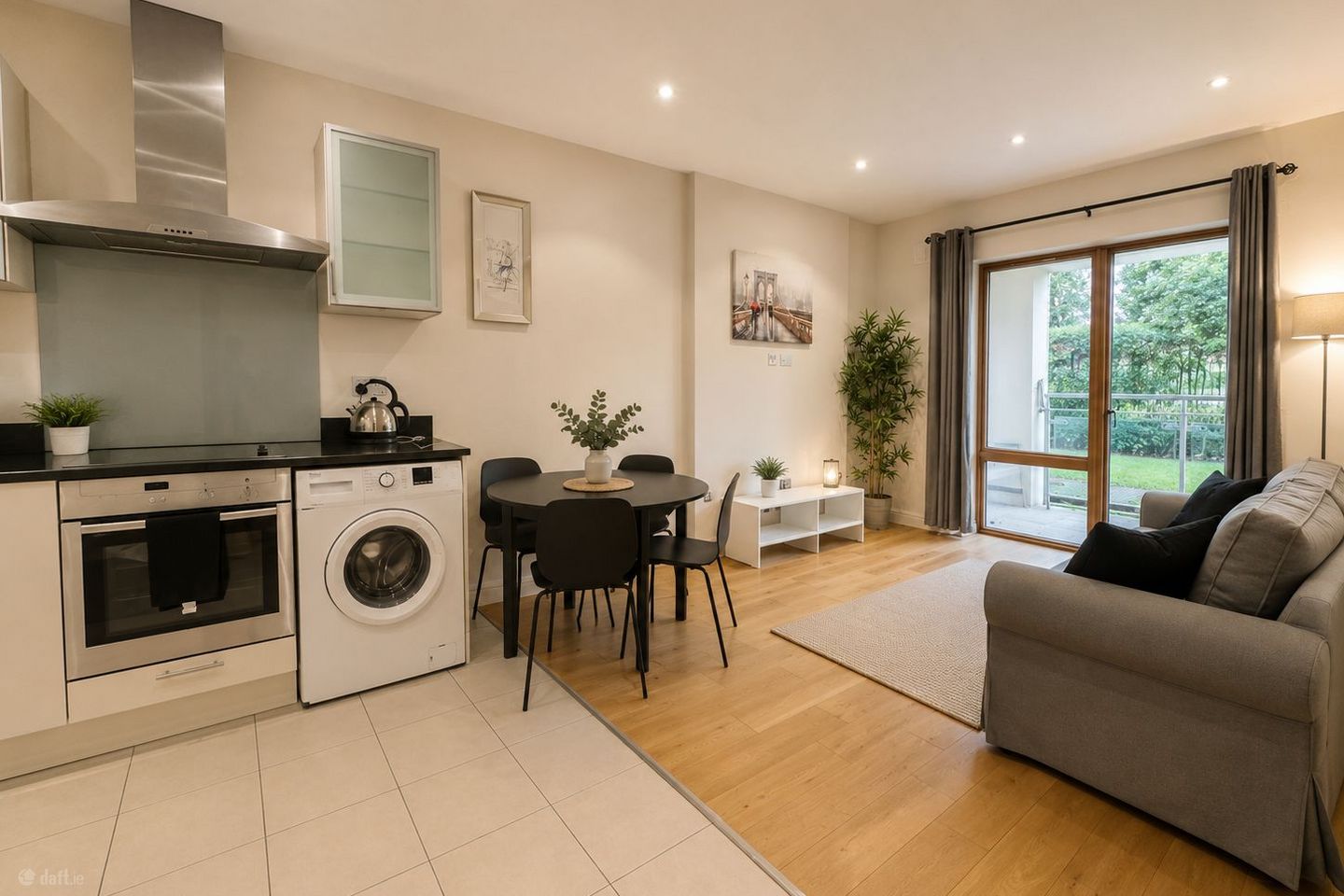 Oak House, Carrickmines Green, Carrickmines, Co. Dublin