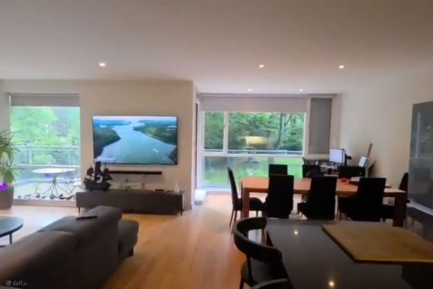 Apartment,  Dodderbank Apartments, Dundrum Road, Dublin 14, Milltown, Dublin 14