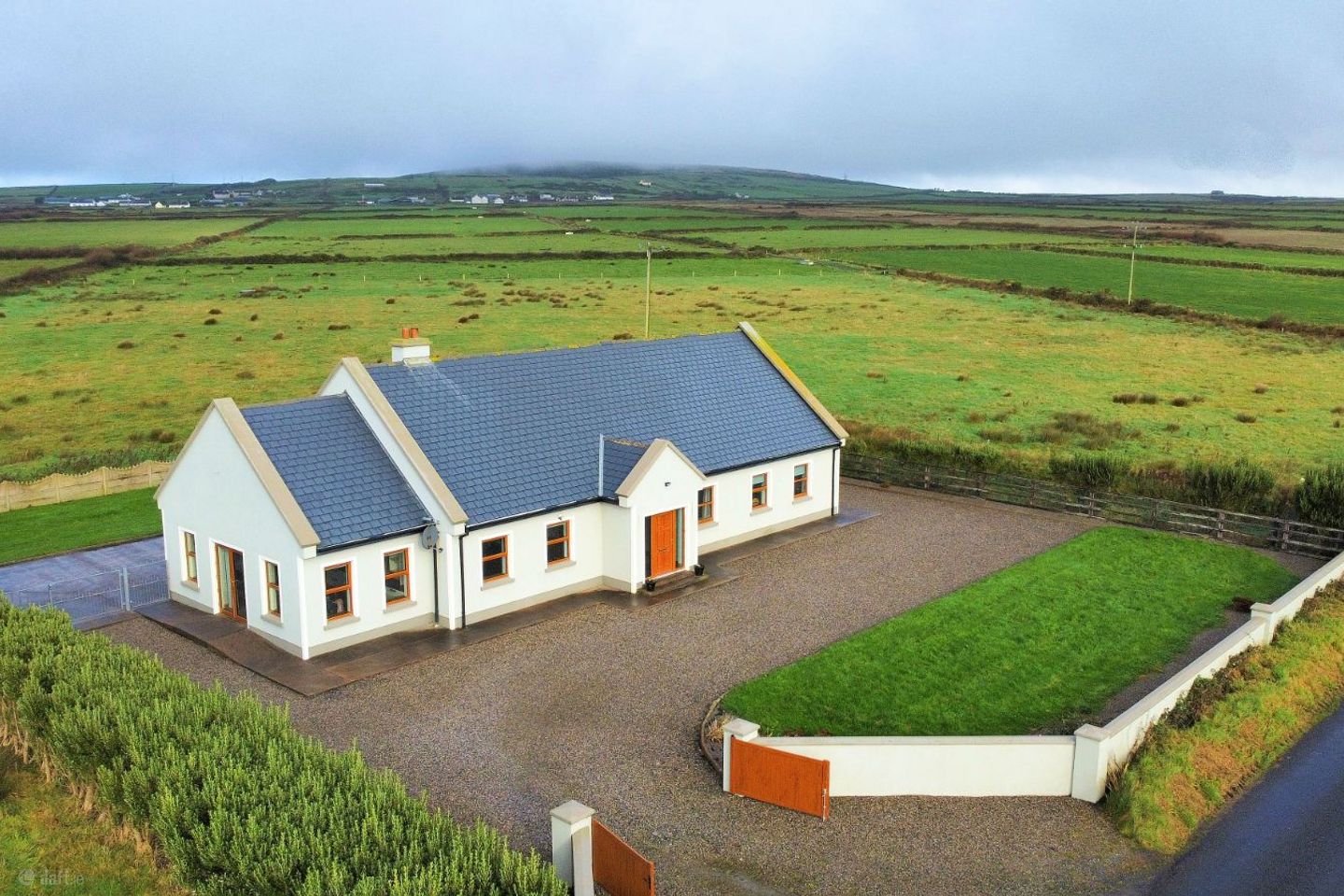 House  c. 5.6 Acres, Moveen East, Kilkee, Co. Clare, V15TX07