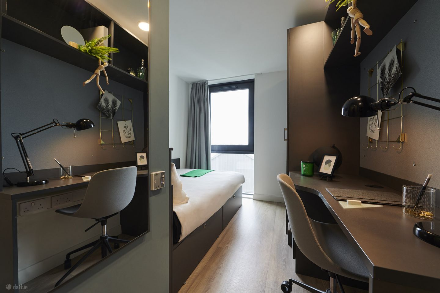 Bronze Ensuite- 51 & 41 weeks, Beckett House, 123 Summerhill, Dublin 1