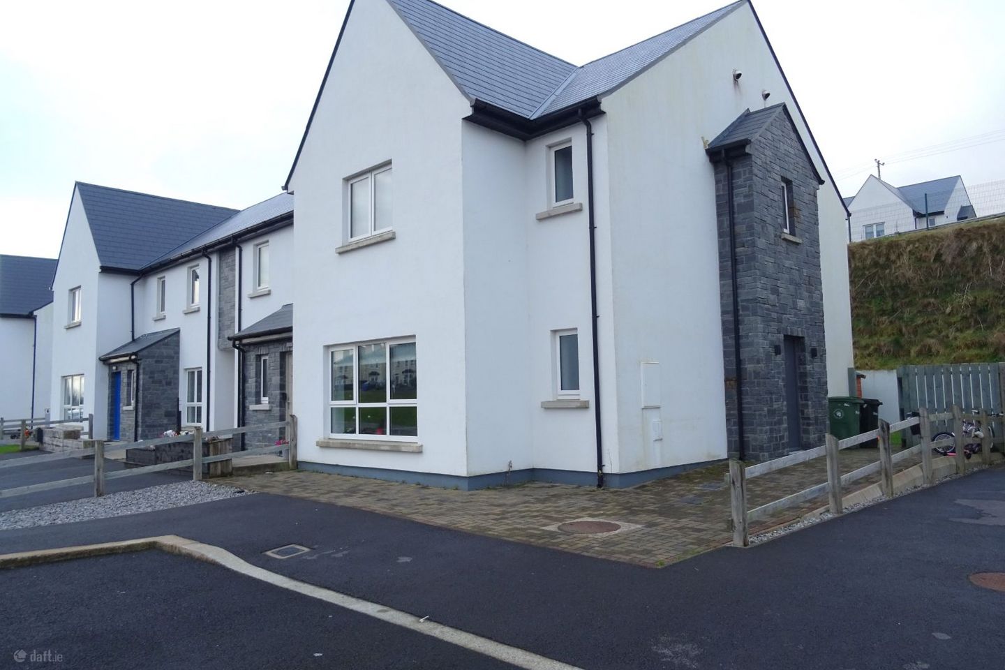 24 The Grange, Donegal, Donegal Town, Co. Donegal, F94VYH4