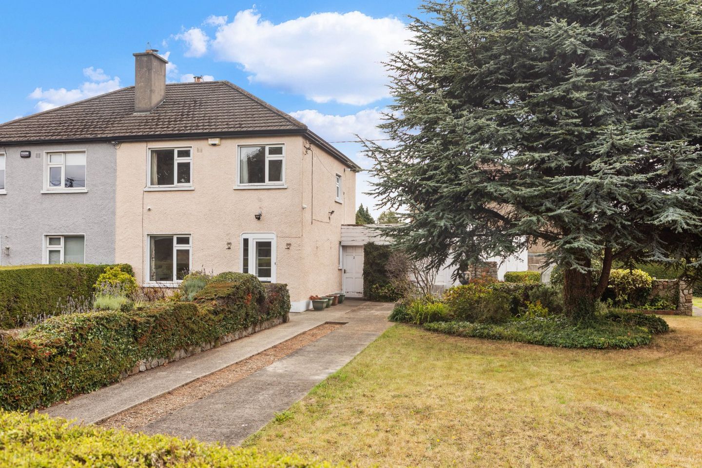 1 Abbey Park, Monkstown, Co. Dublin, A94VP27