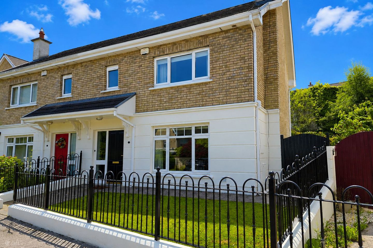 69 Clarkes Wood, Mount Oval Village, Rochestown, Co. Cork, T12H6WR