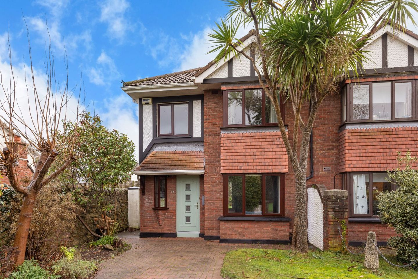 38 Eden Crescent, Rathfarnham, Dublin 16, D16V1H2