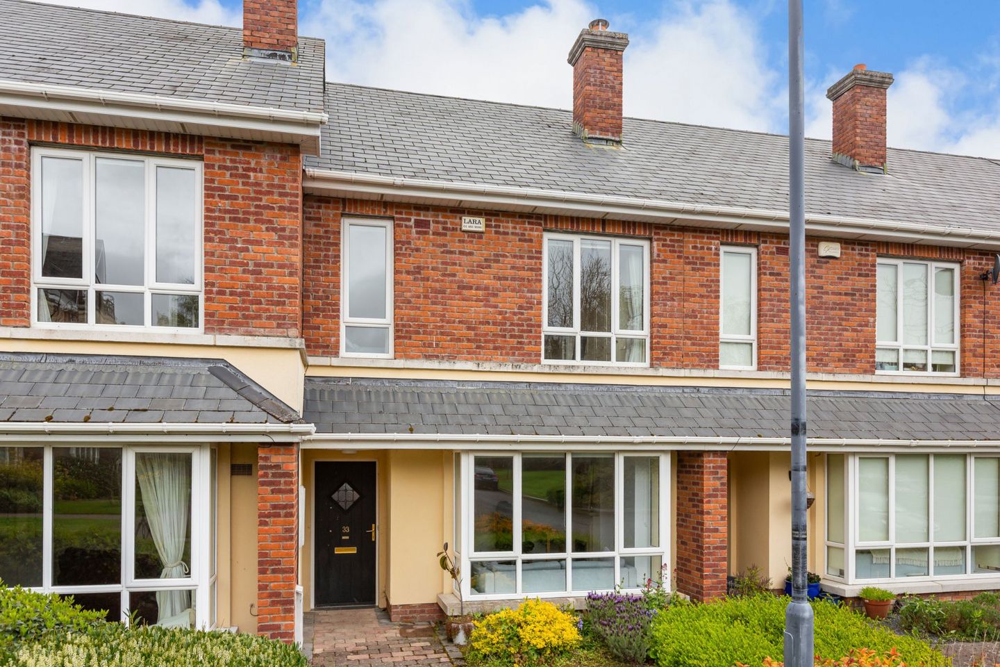 33 Ballintyre Downs, Ballinteer, Dublin 16, D16HW02