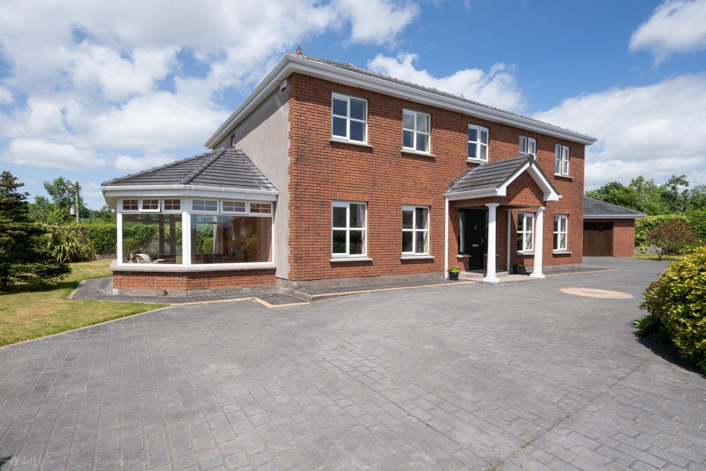 11 Chestnut Lawn, Classes Lake, Ovens, Co Cork, P31A499