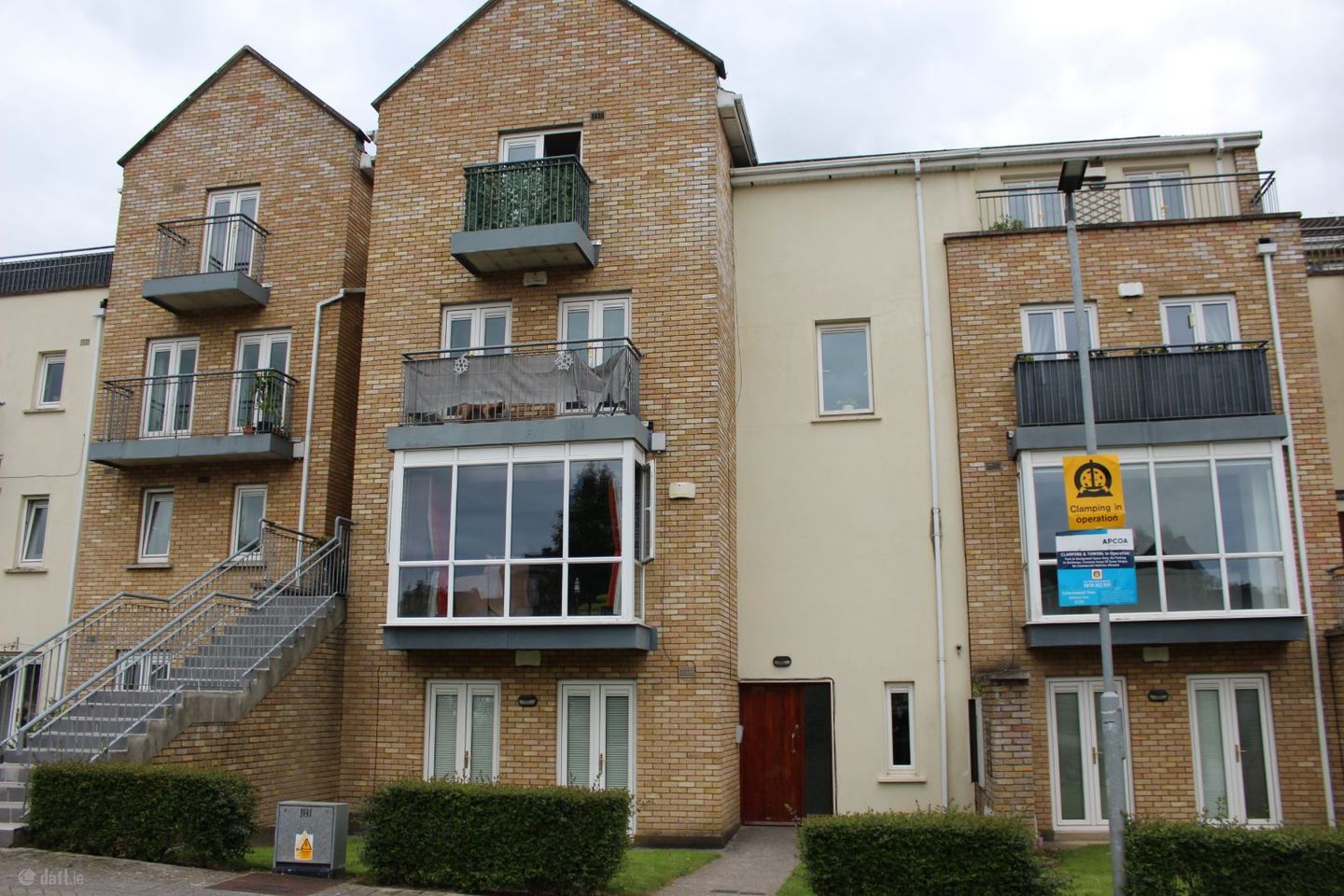83 Bantry Square, Waterville, Dublin 15
