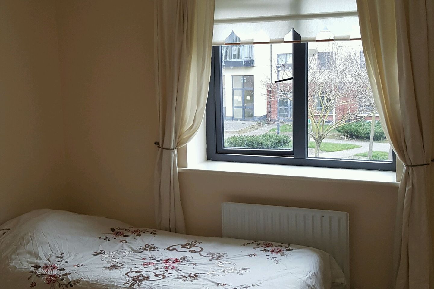 33 Rossecourt Terrace, Lucan, Co. Dublin