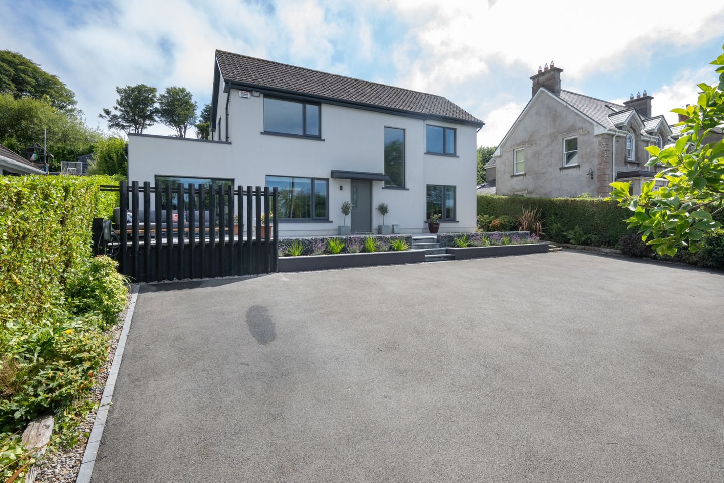 Dromainn, St Philomenas Road, Crosshaven, Cork, P43XV74