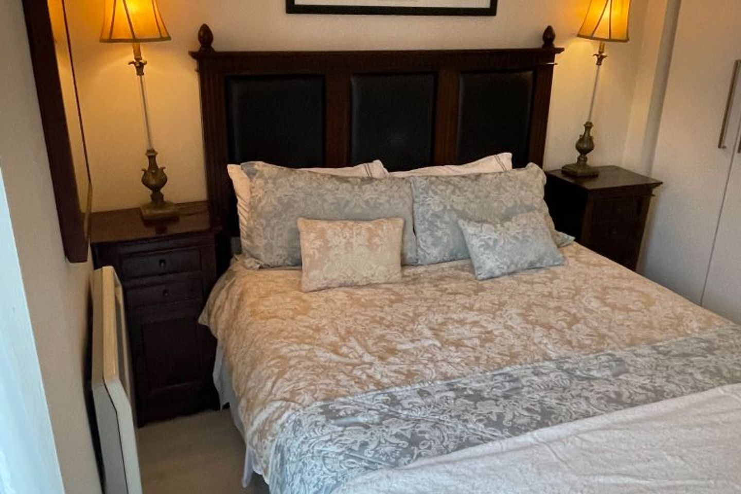 Towns, Grand Canal Dock, Dublin 2