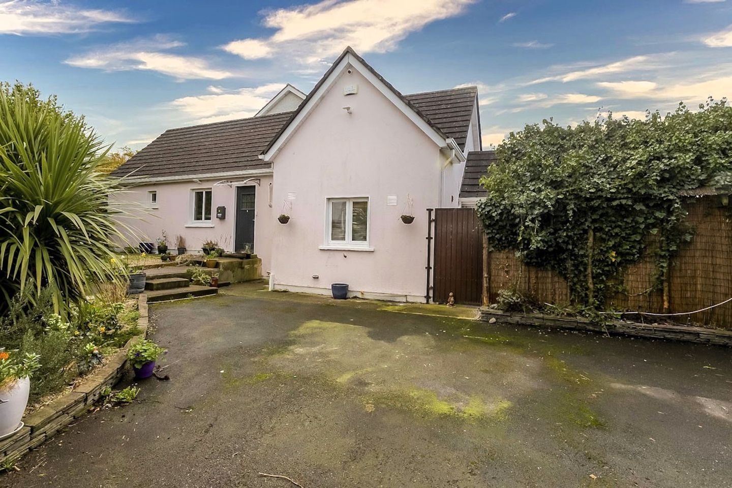 Willow Cottage, 2A Woodlands Park, Glenageary, Co. Dublin, A96F7P2