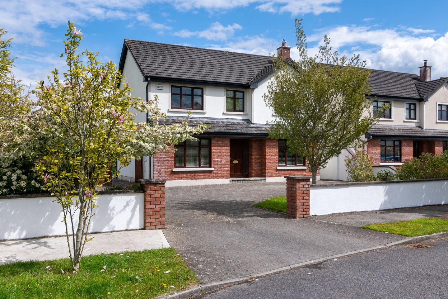 21 Clonminch Avenue, Tullamore, Co. Offaly, R35N2R6 is for sale on Daft.ie