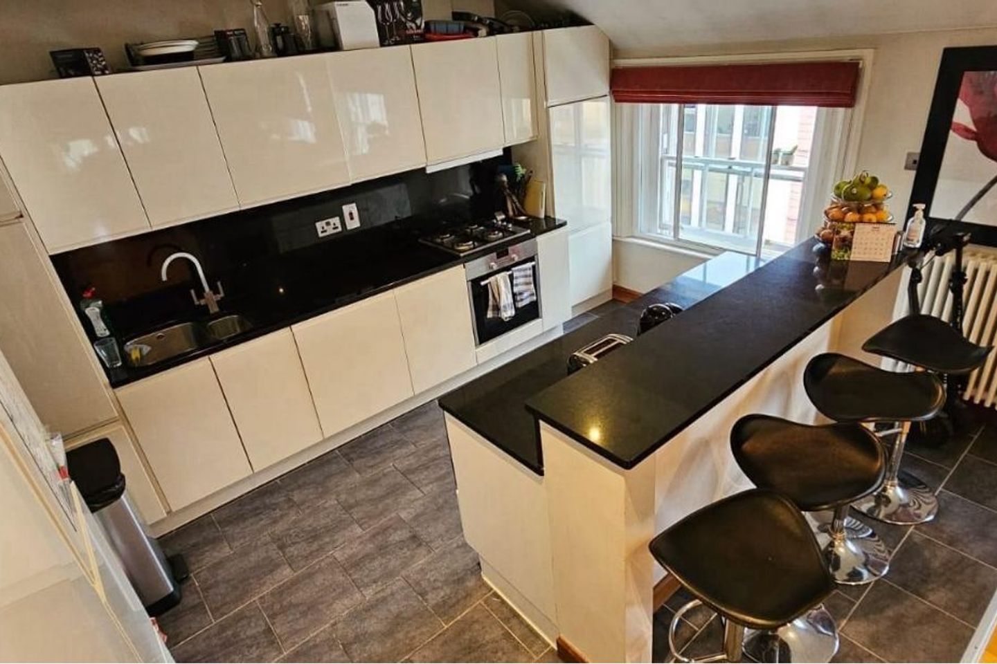 16 The Times Building, D'Olier Street, Dublin 2