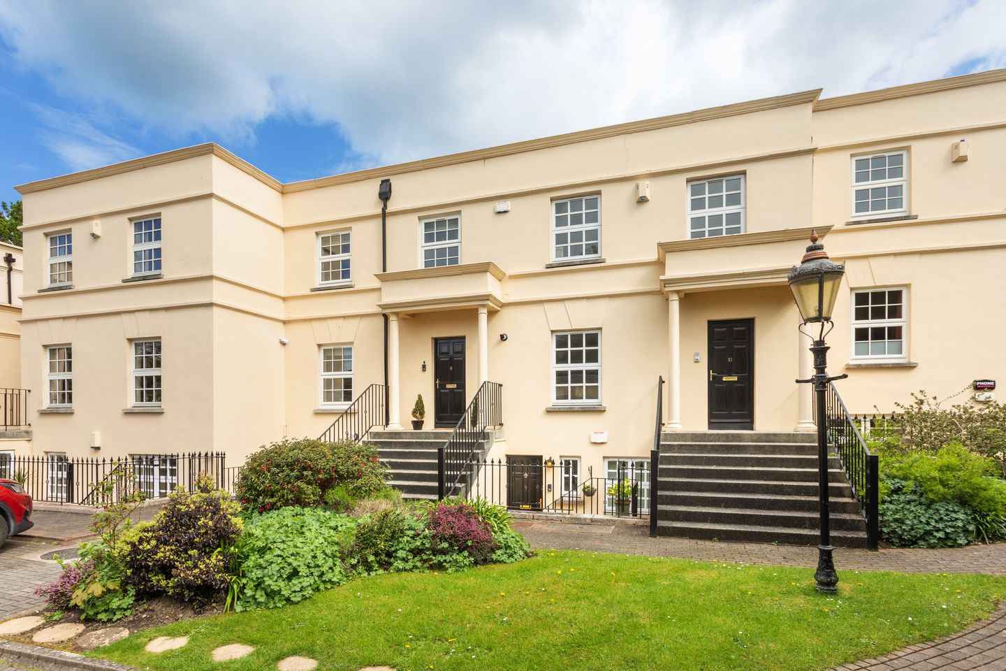 7 Monkstown Gate, Pakenham Road, Monkstown, Co. Dublin, A94YR63 is for