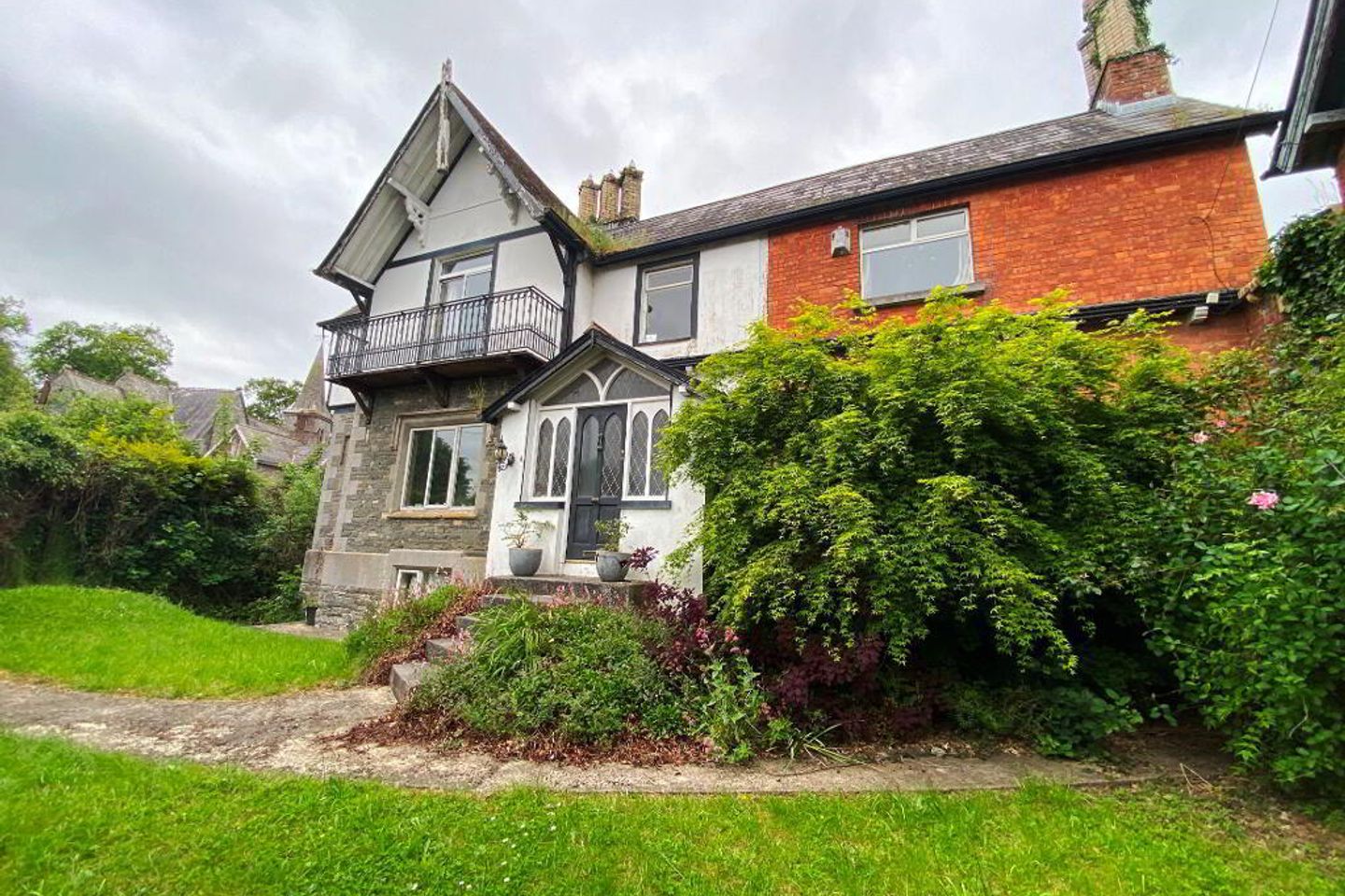 Southgate House, Castlebellingham, Co. Louth, A91F625 is for sale on