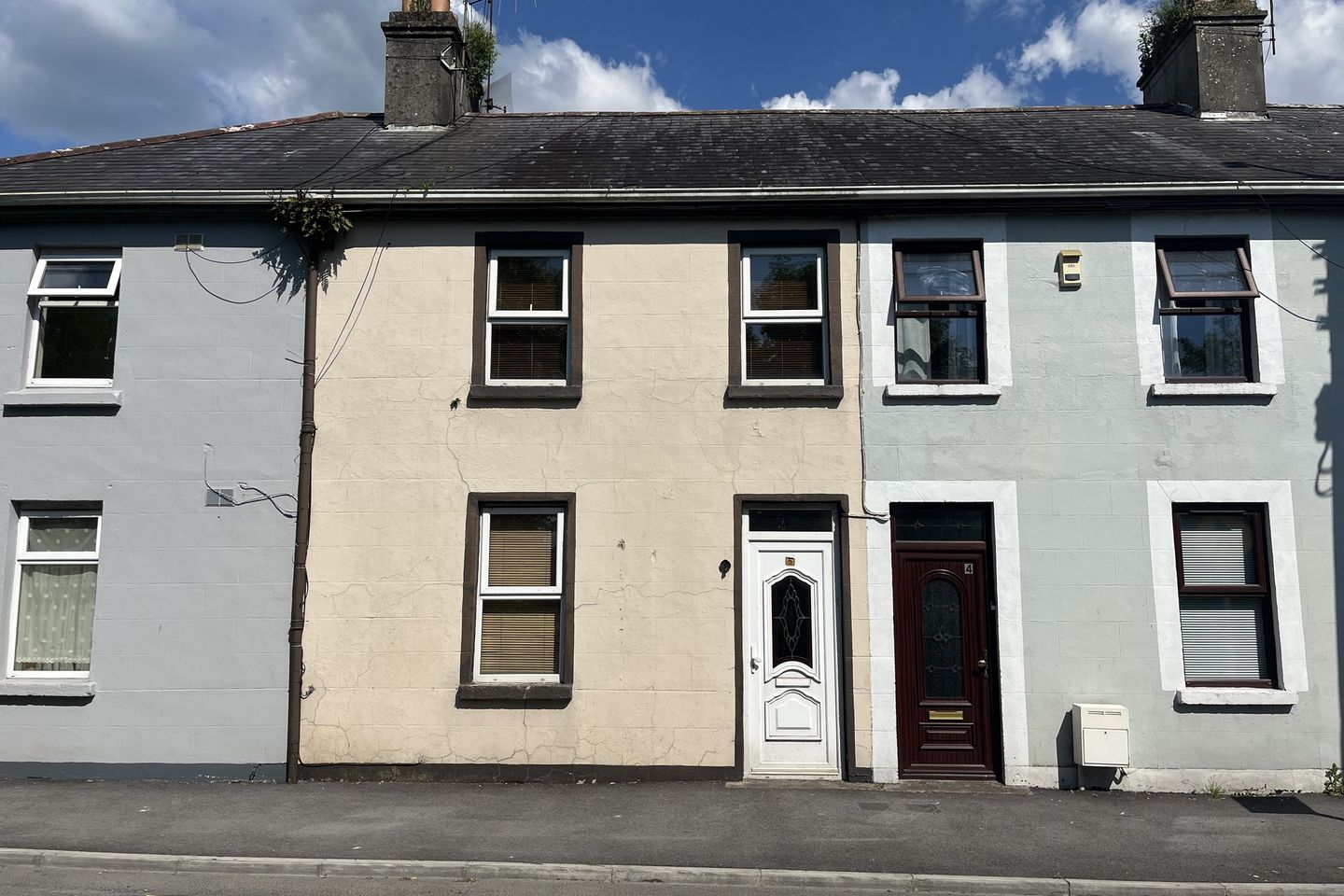 5 Thomond Terrace, Sixmilebridge, Co. Clare, V95Y1K2 is for sale on Daft.ie