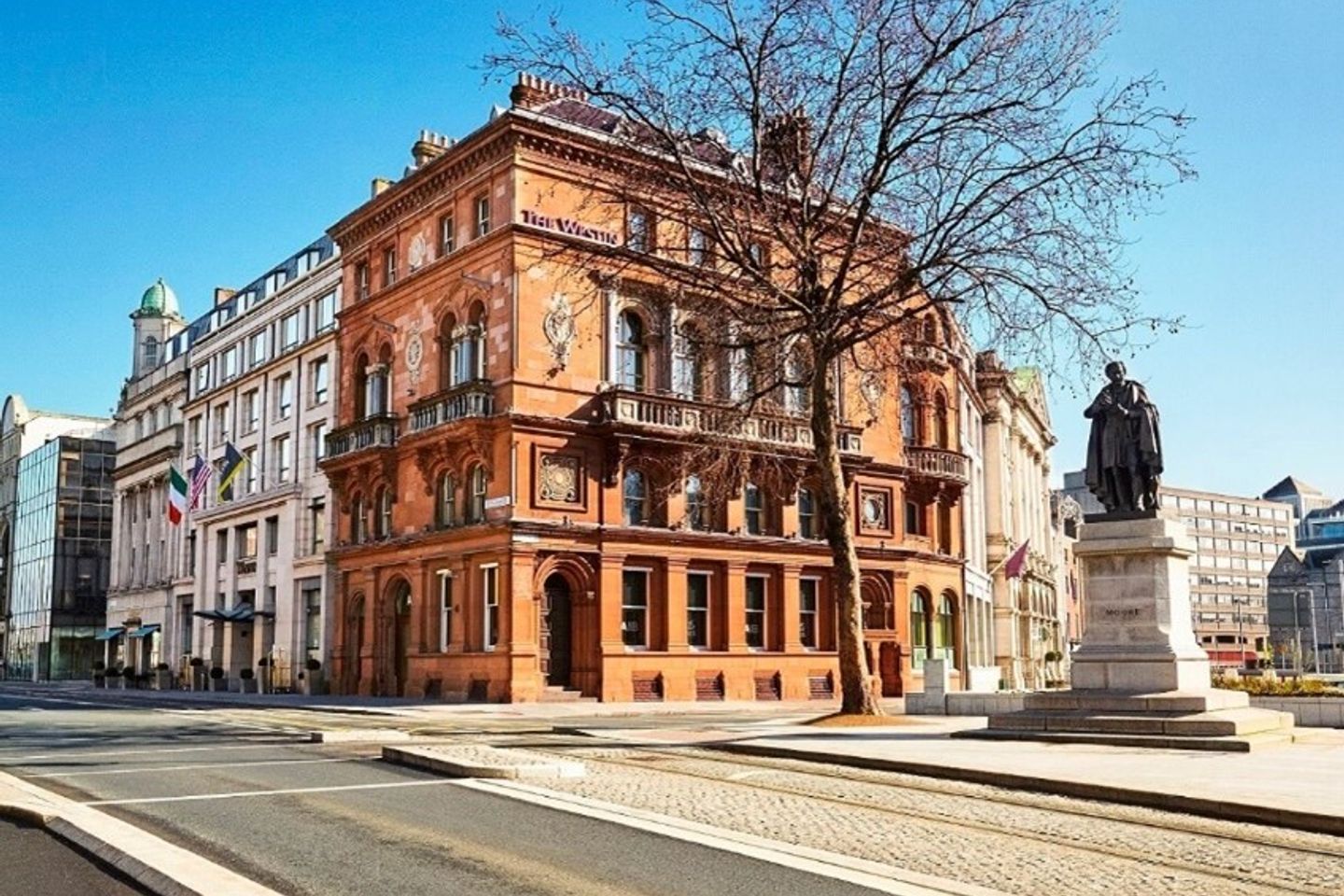 Commercial property for rent in 41 Westmoreland Street, Dublin 2