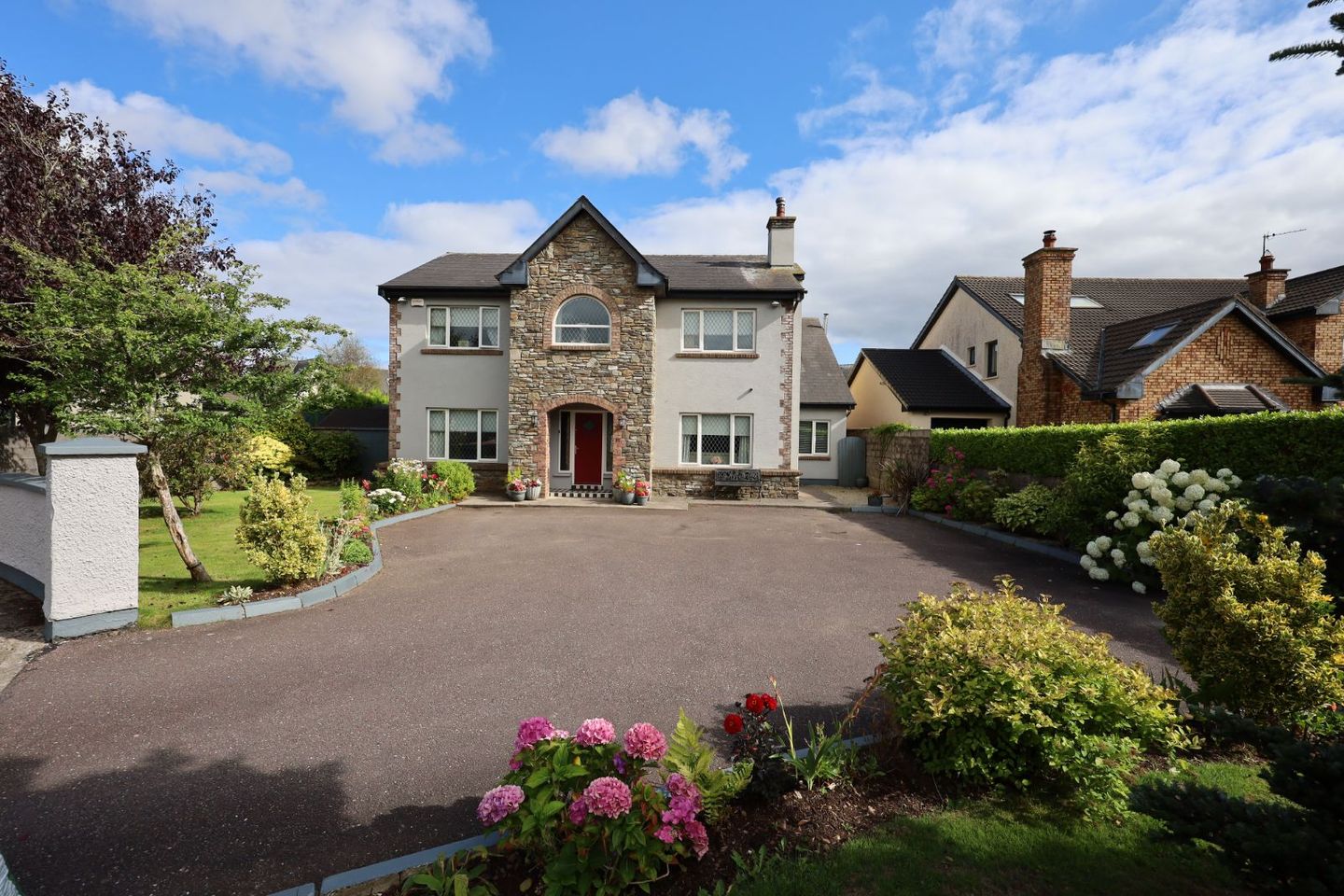 17 The Monks, Pipers Cross, Carrigaline, Co. Cork, P43KW84