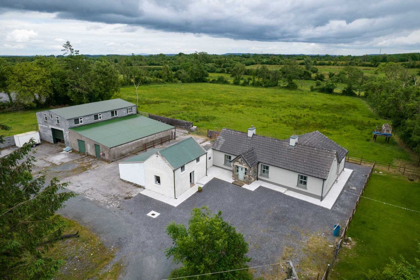 Commercial property for sale in Residence & Outbuildings On C.51.25