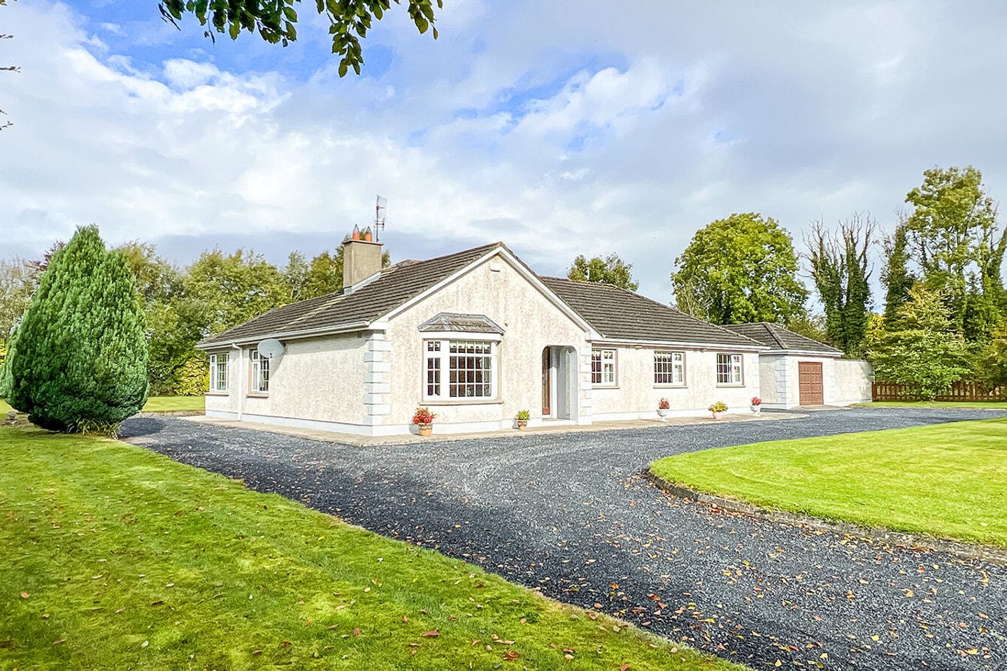 The Beeches On Circa 1.28 Acres, Smithstown, Thomastown, Co Kilkenny, R95R974
