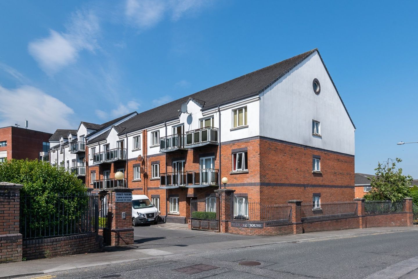 302 Altmore House, Tara Street, Tullamore, Co. Offaly, R35HR13 is for