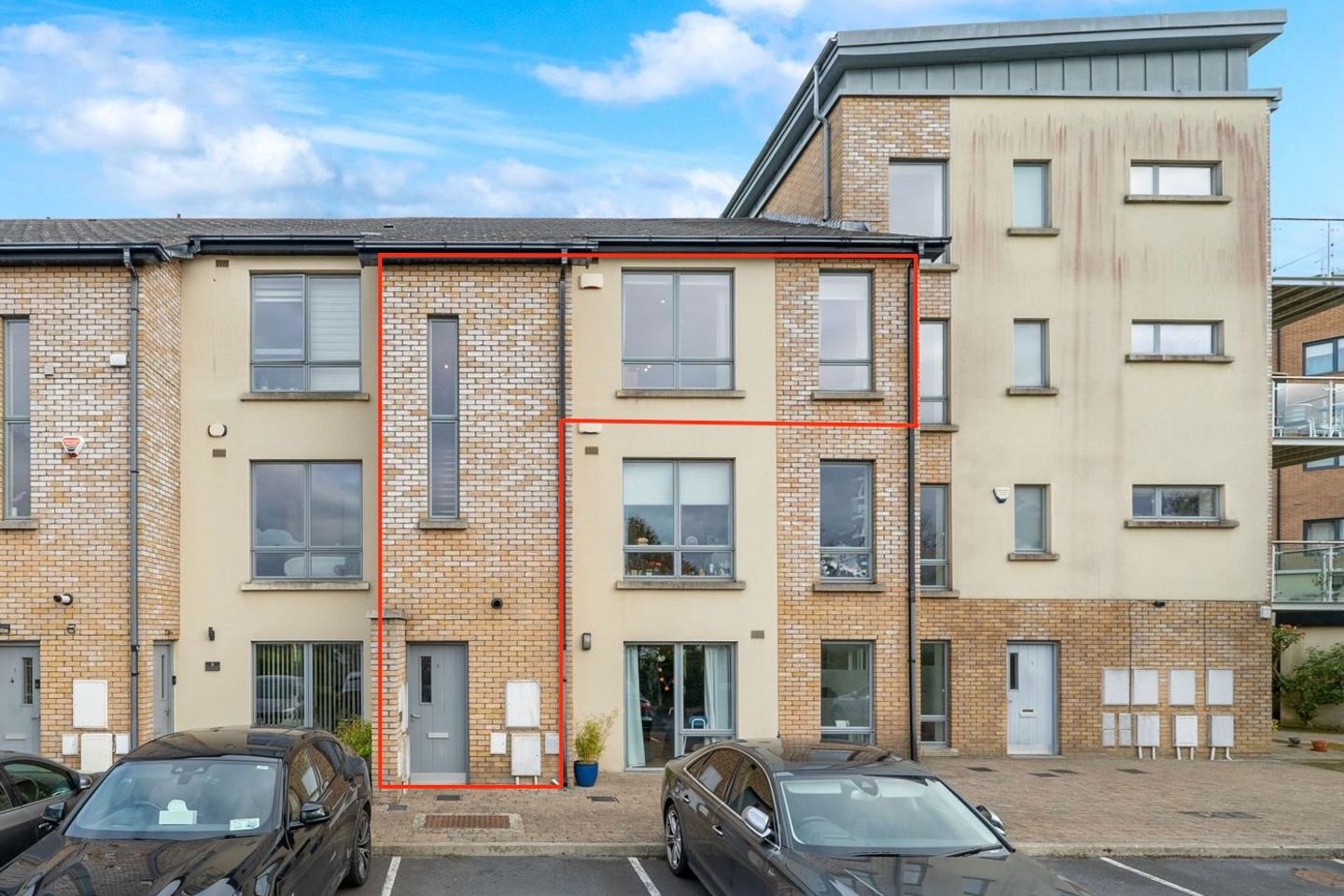 5 The Crescent, Carrickmines Green, Carrickmines, Dublin 18, D18TX48