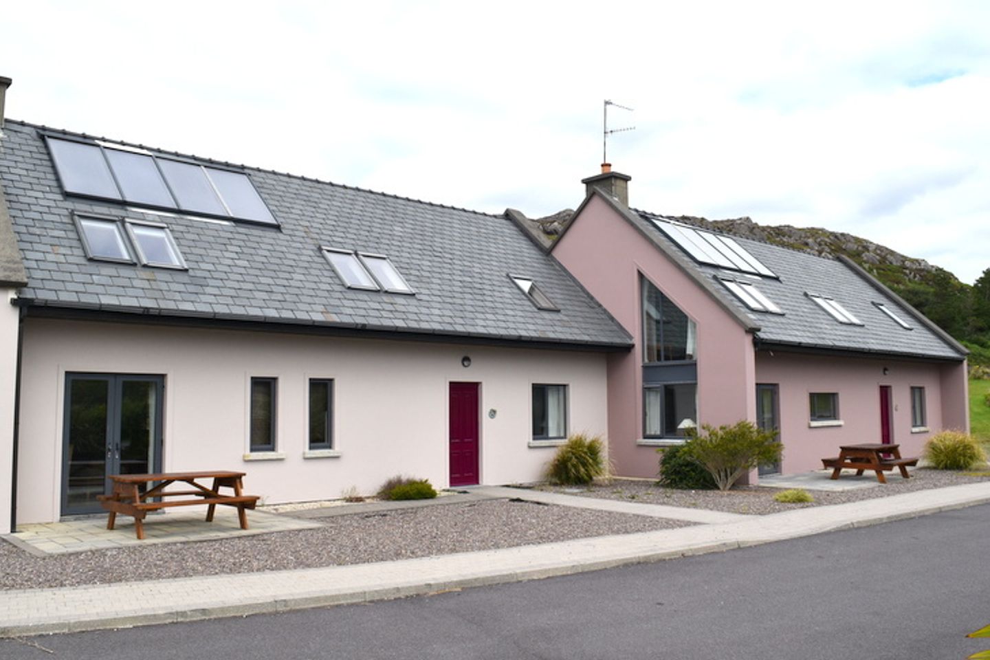 1 Derrynane Hotel Holiday Homes, Glanbeg, Derrynane, Co. Kerry, V93VX9F