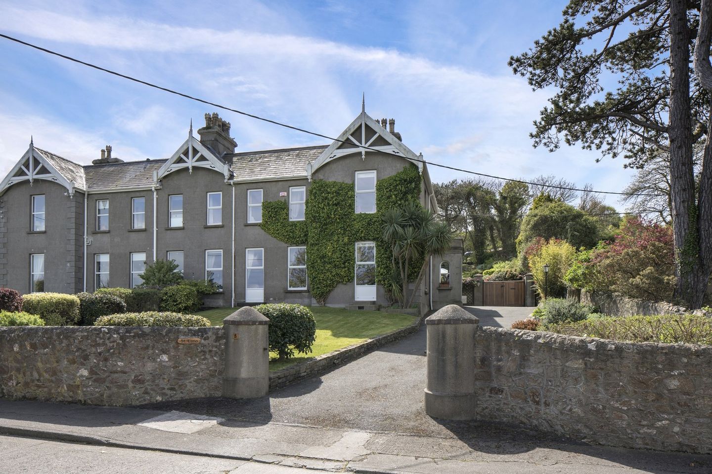 St Elmo, Nashville Park, Howth, Co. Dublin, D13W898