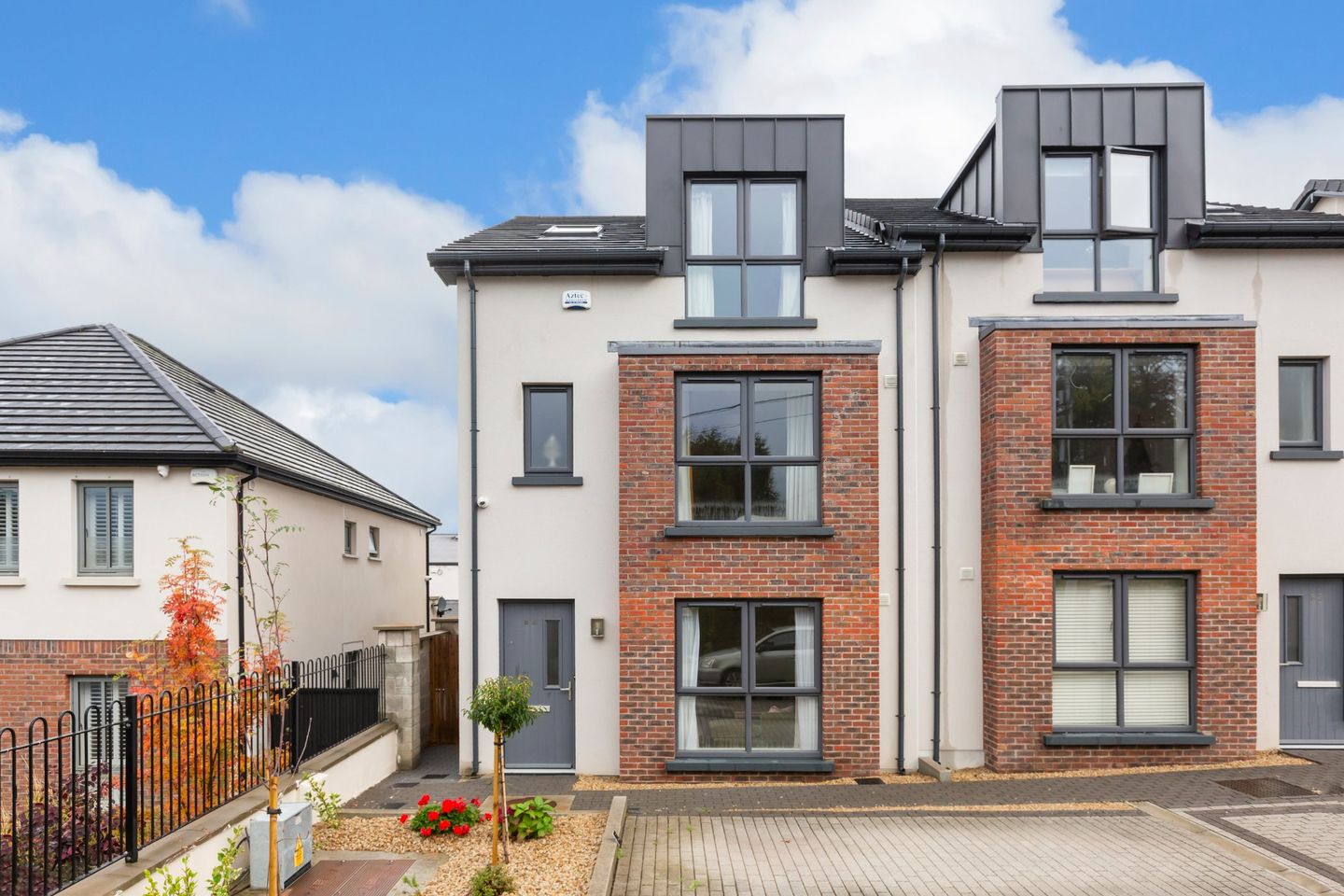 82 Sandyford Village, Sandyford, Dublin 18, D18E1TT