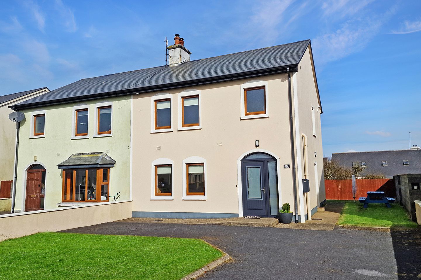 27 Dun Na Mara, Doonbeg, Co. Clare, V15W571 is for sale on Daft.ie